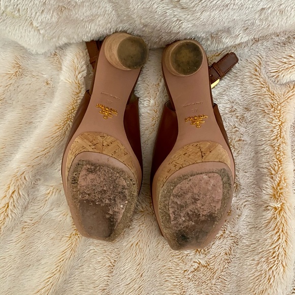 Authentic PRADA SLING BACK RUST COLOR - Picture 9 of 11